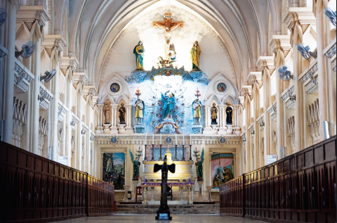 Journey 02: HANOI - SO KIEN MINOR BASILICA  - CHAU SON MONASTERY - PHAT DIEM STONE CATHEDRAL - TON DAO CHURCH